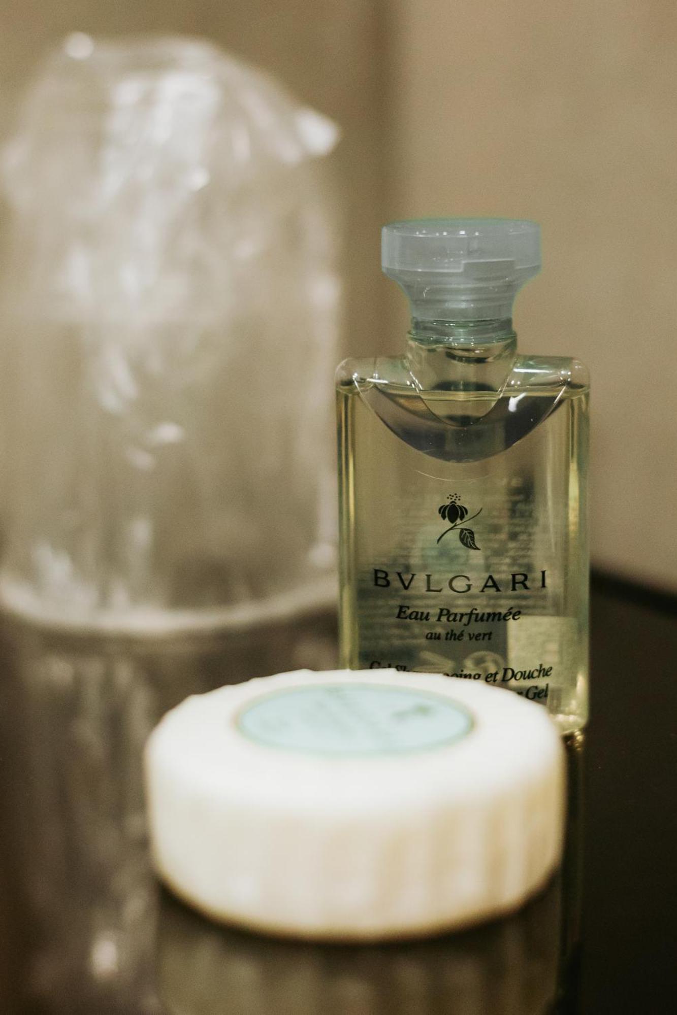Hotel Platinia Cluj-Napoca Exteriör bild Eau de Parfum