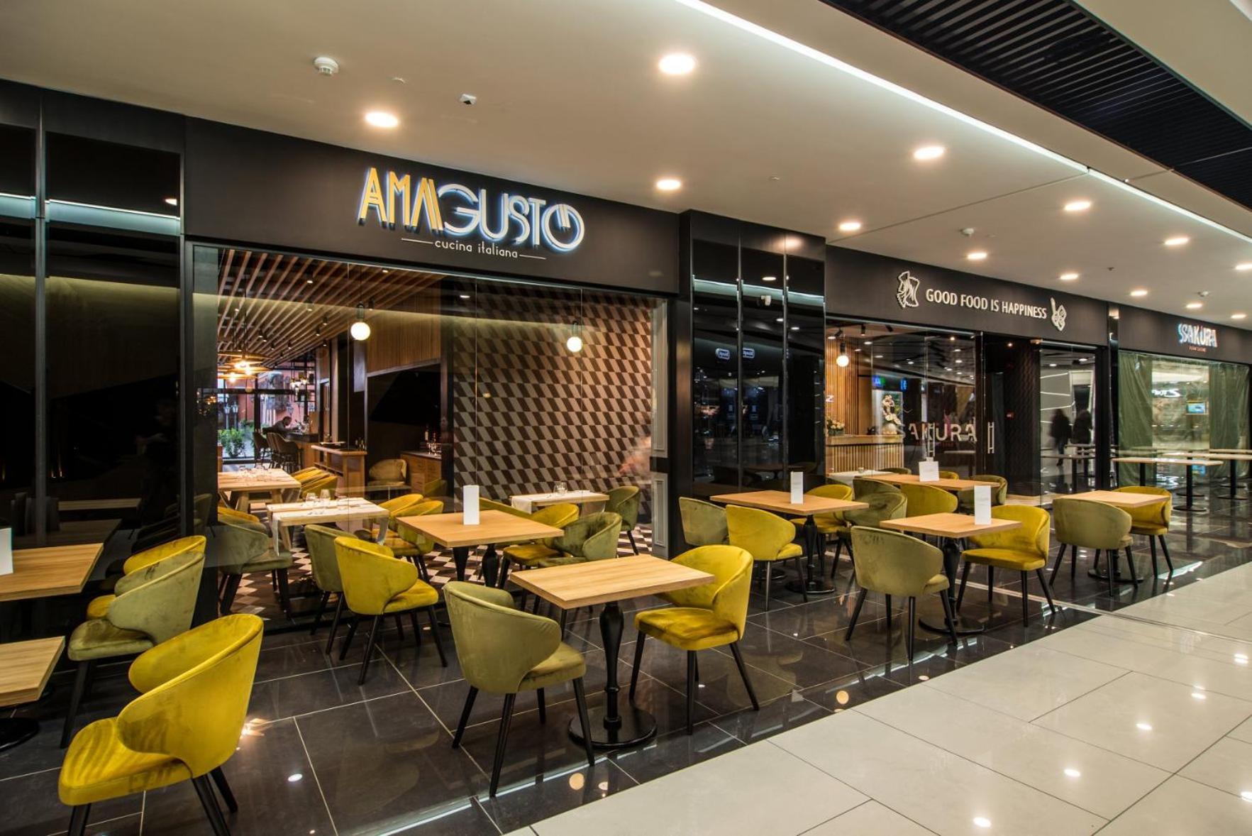 Hotel Platinia Cluj-Napoca Exteriör bild AM GUSTO